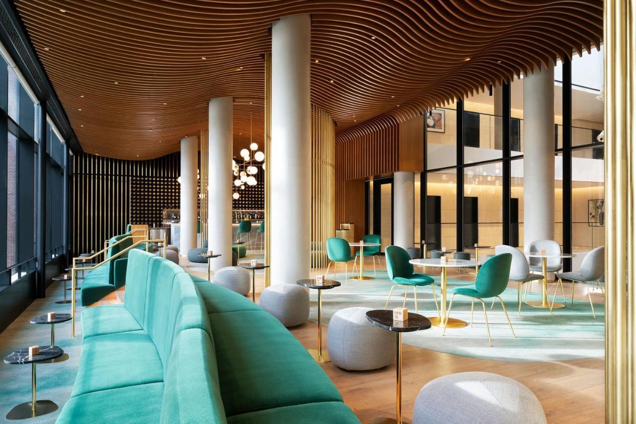 The Westin London City Bagian luar foto The lobby of the hotel