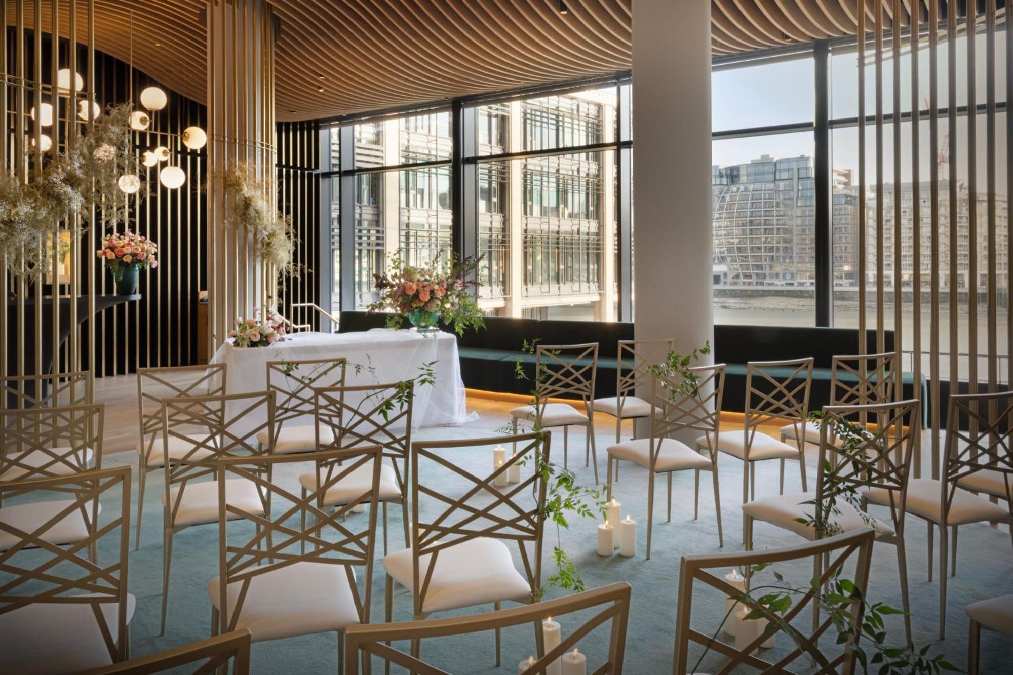 The Westin London City Bagian luar foto The Chapel